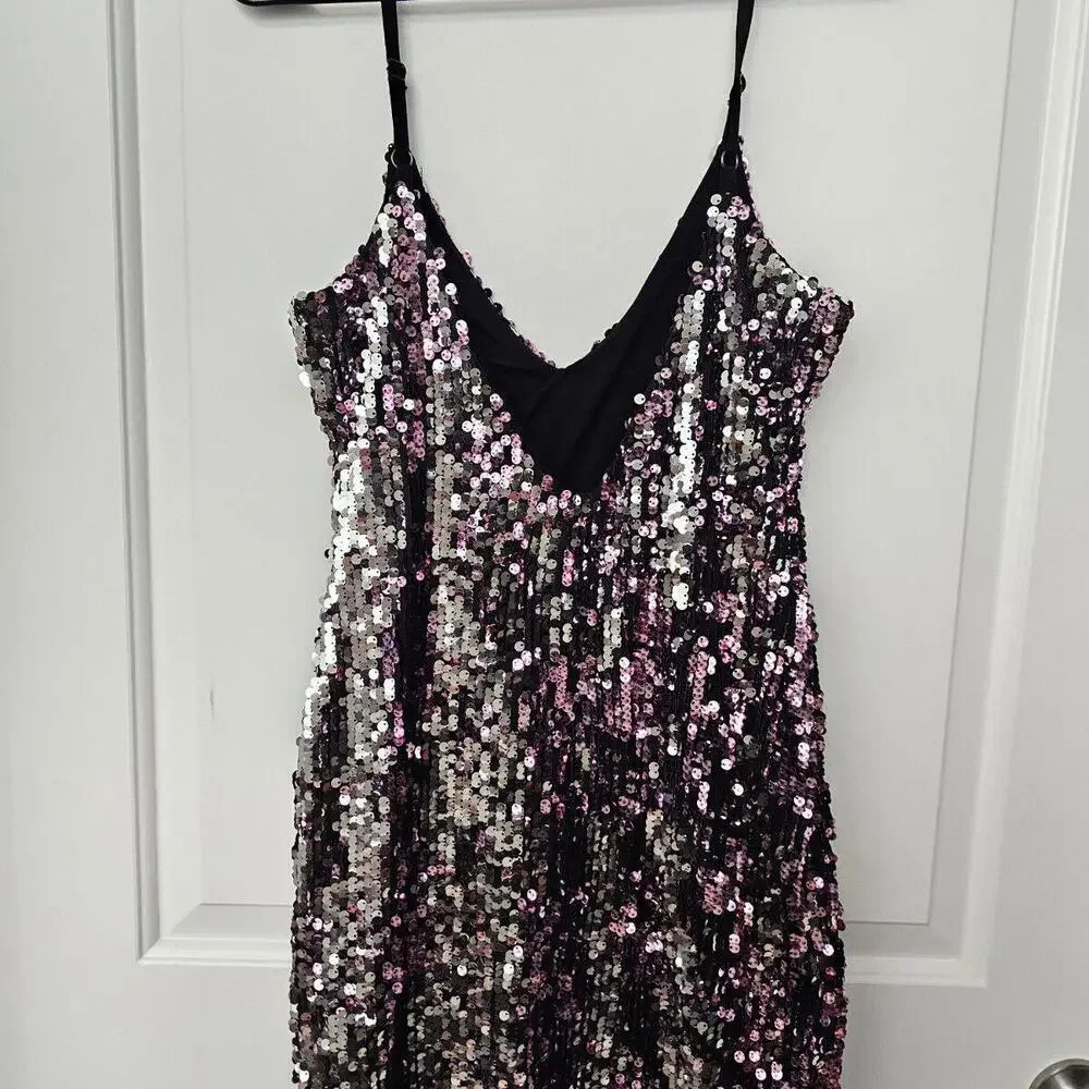 Cosmopolitan dress Dress the population dress runs small Sparkle Cocktail Club - Picture 4 of 10